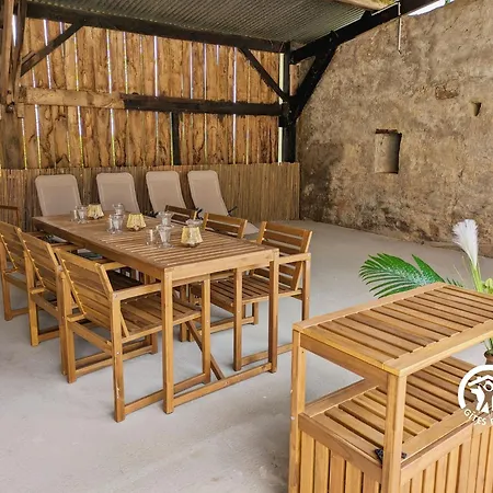 Maison De Campagne Avec Spa, Proche De La Nature Pour 6 Pers. - Entre Et Lassay-les-chateaux - Fr-1-600-243 Holiday home